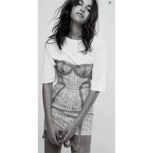 SET Fashion White Tee shirt Size 8 NEW Designer ASK FOR MORE